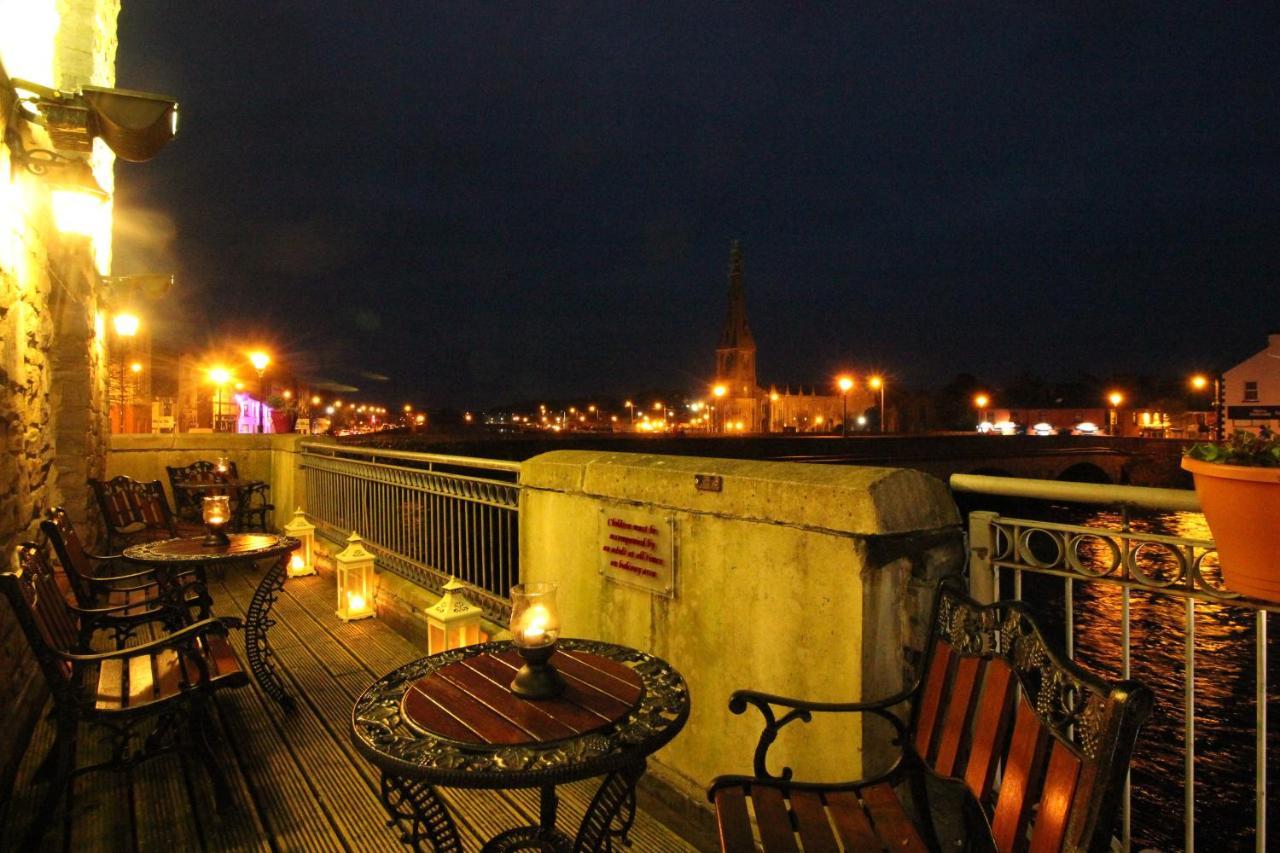 Ballina Manor Hotel 4*