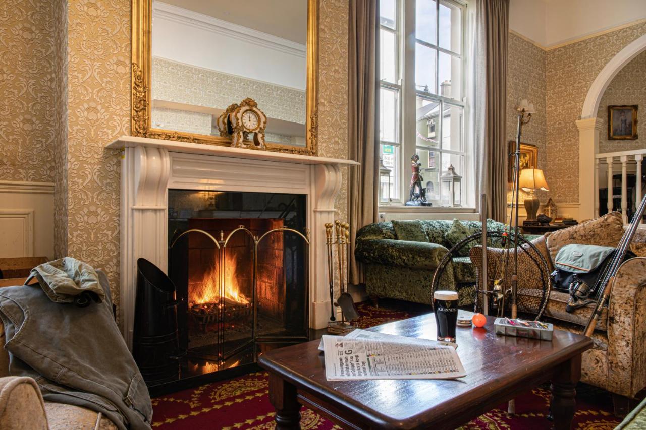 Ballina Manor Hotel 4*